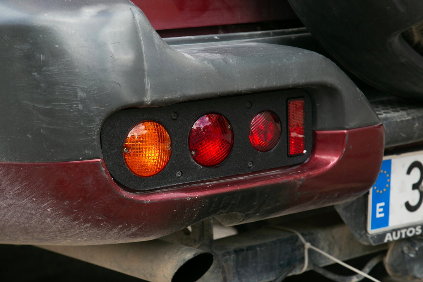 Piloto Trasero Izquierdo Nissan Terrano II r20