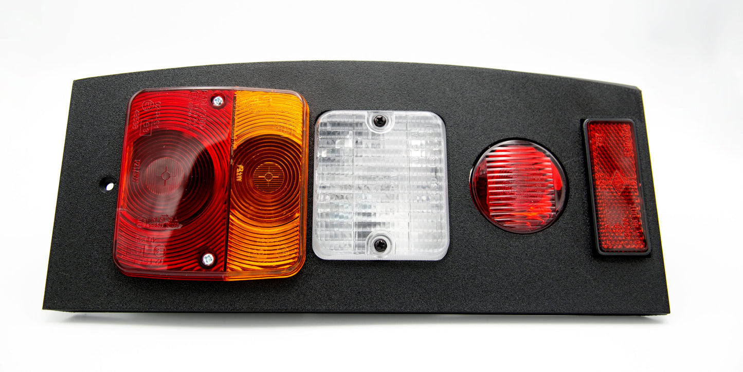 Piloto Trasero Derecho Nissan Patrol K260