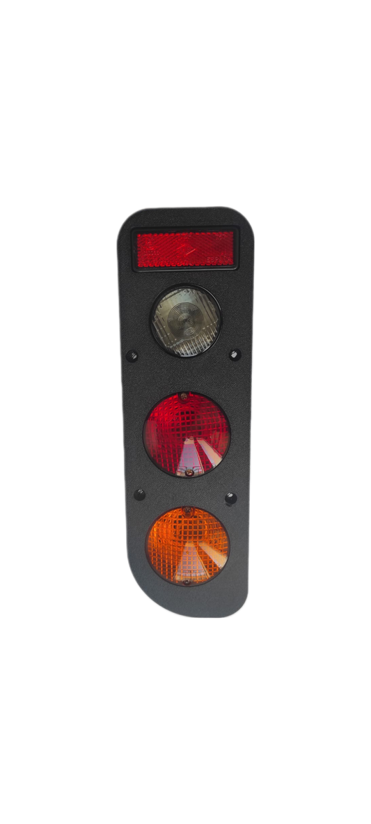 Piloto Trasero Derecho Nissan Terrano II